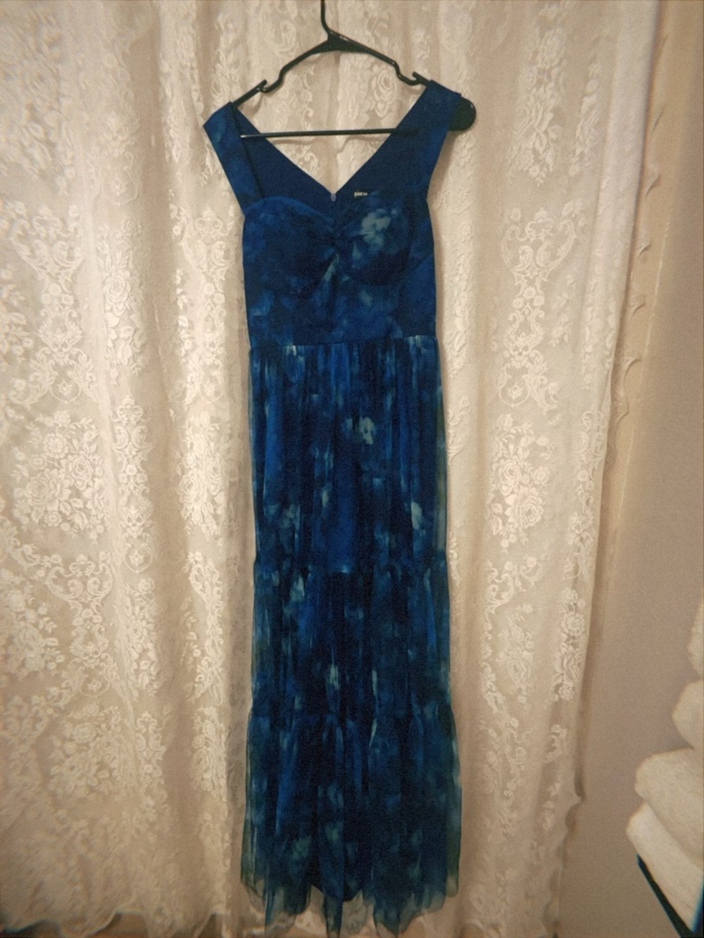 SHEIN Blue Floral V-Neck Maxi Dressing